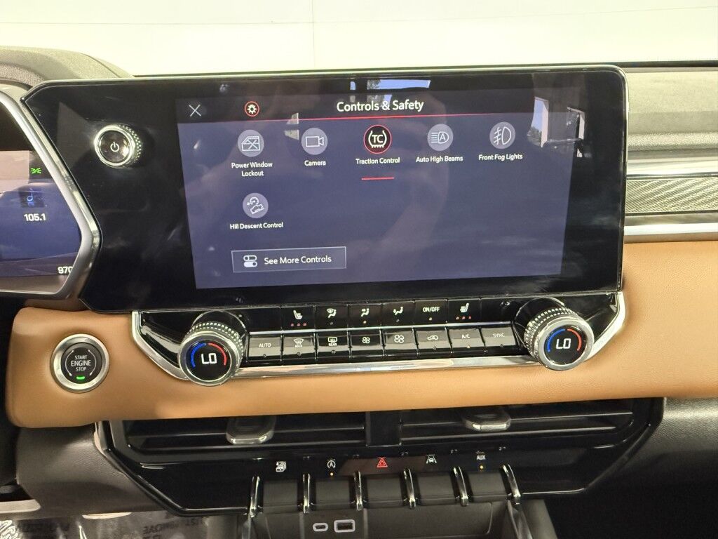 2024 GMC Canyon AT4 Crew Cab 4x4 w/Sunroof Maumee OH