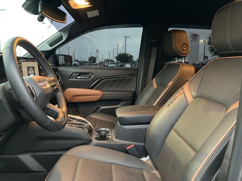 2024 GMC Canyon AT4 San Antonio TX