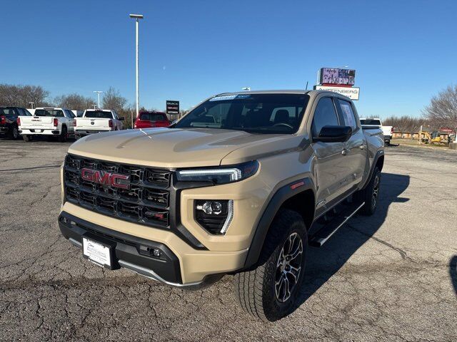 2024 GMC Canyon AT4