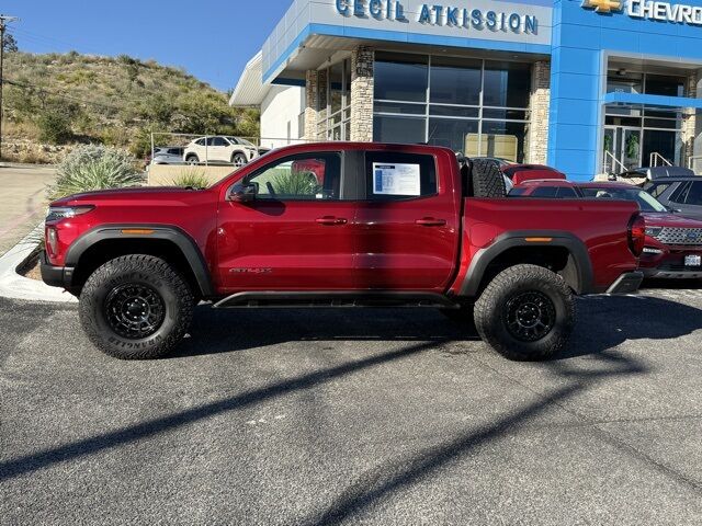2024 GMC Canyon AT4X