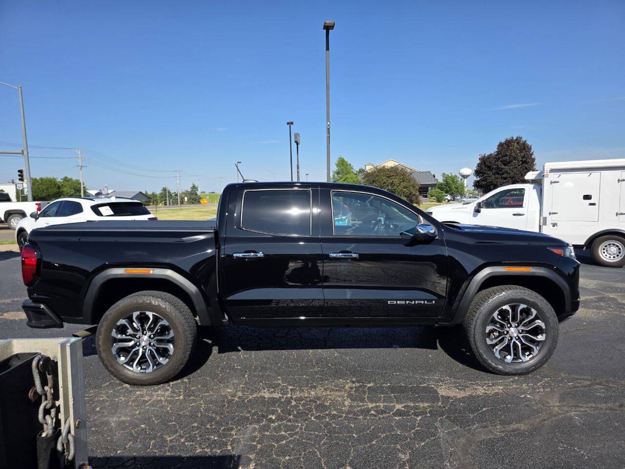 2024 GMC Canyon Denali 4x4 4dr Crew Cab 5 ft. SB Eldridge IA