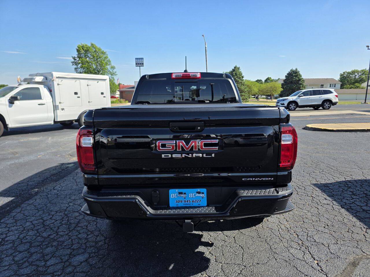 2024 GMC Canyon Denali 4x4 4dr Crew Cab 5 ft. SB Eldridge IA