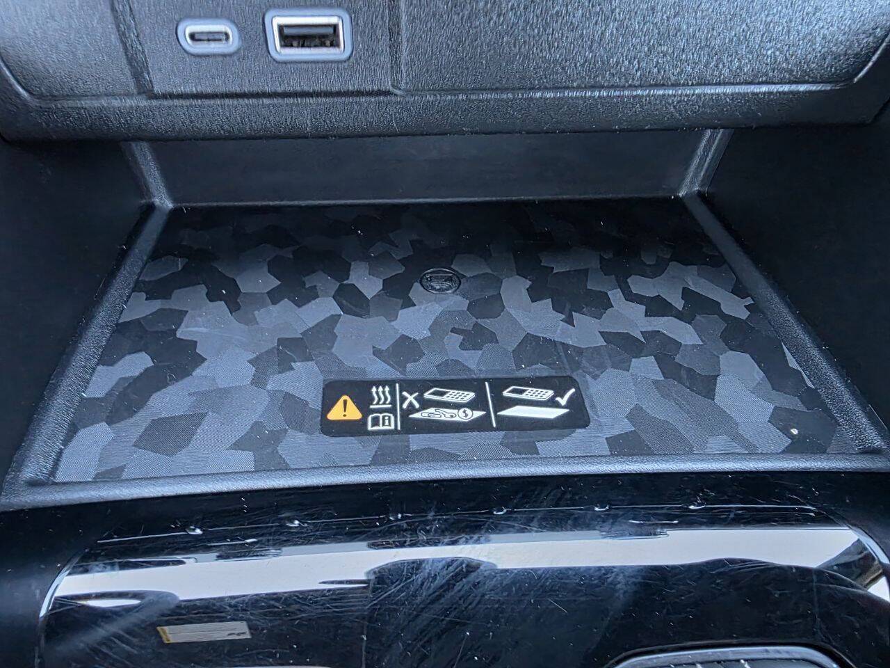 2024 GMC Canyon Denali 4x4 4dr Crew Cab 5 ft. SB Eldridge IA