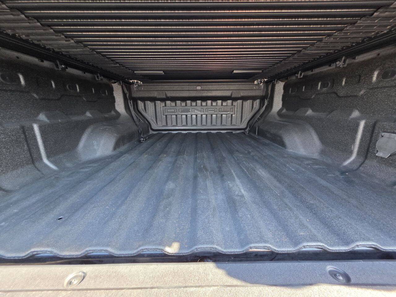 2024 GMC Canyon Denali 4x4 4dr Crew Cab 5 ft. SB Eldridge IA