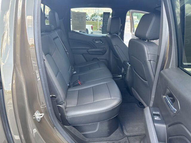 2024 GMC Canyon Elevation Carbondale IL