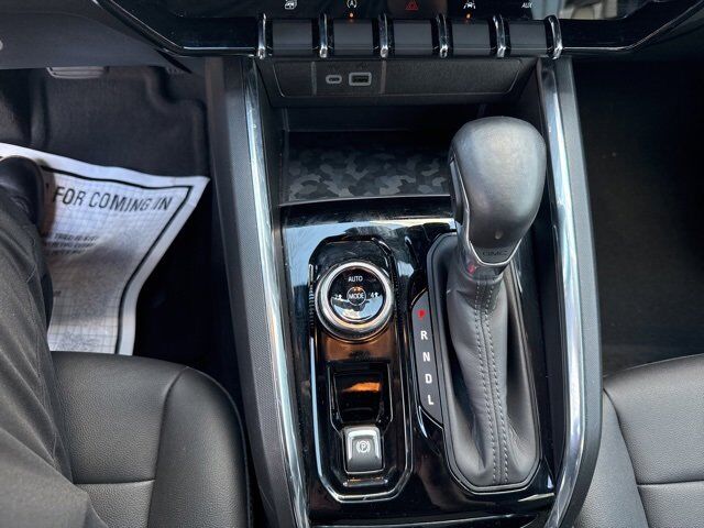 2024 GMC Canyon Elevation Carbondale IL