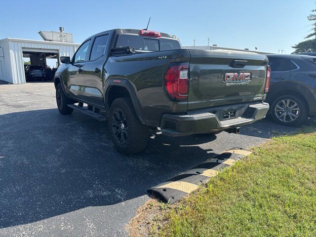 2024 GMC Canyon Elevation Carbondale IL