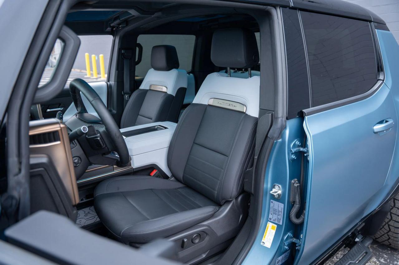 2024 GMC HUMMER EV Pickup 3X Pickup 4D 5 ft St. Louis MO