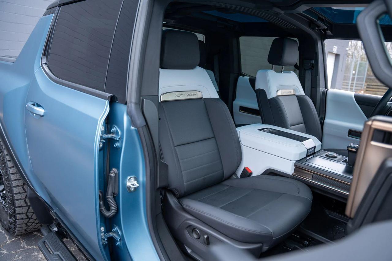 2024 GMC HUMMER EV Pickup 3X Pickup 4D 5 ft St. Louis MO