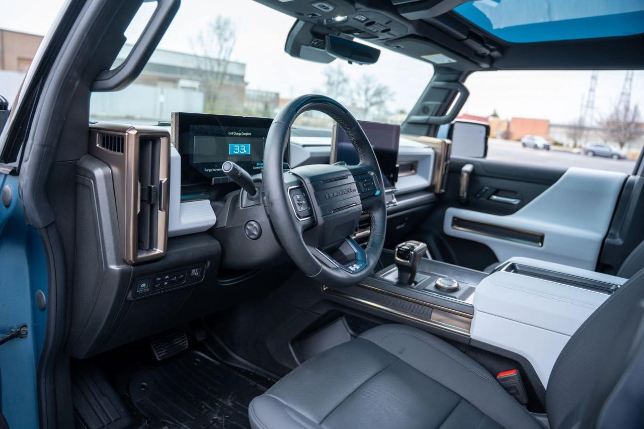 2024 GMC HUMMER EV Pickup 3X Pickup 4D 5 ft St. Louis MO