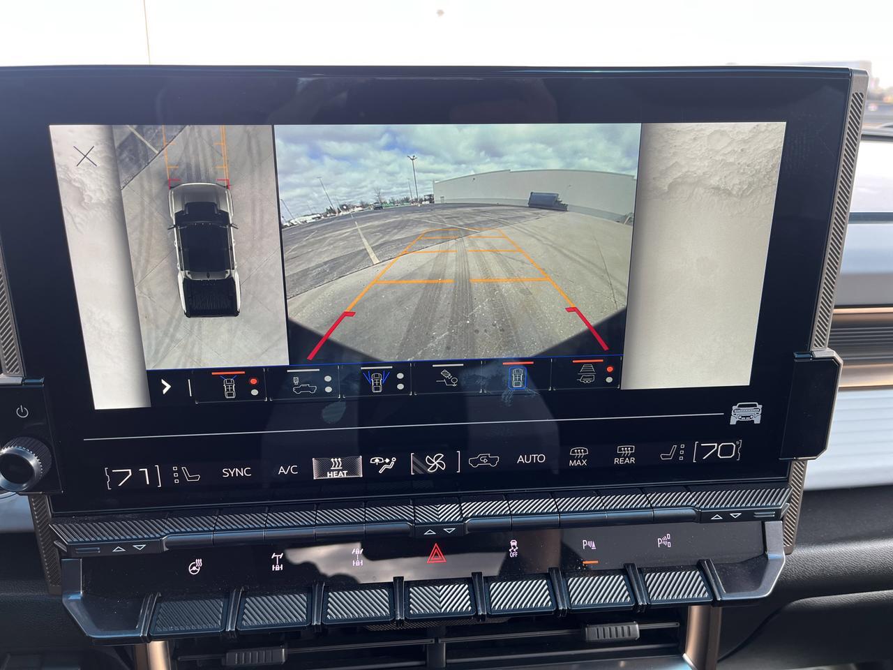 2024 GMC HUMMER EV Pickup 3X e4WD OmegaEdt ExtremeOff-RoadPkg w/24-ModuleUltiumBattery 18sBlackWhels Multi-ProTailgate Saukville WI