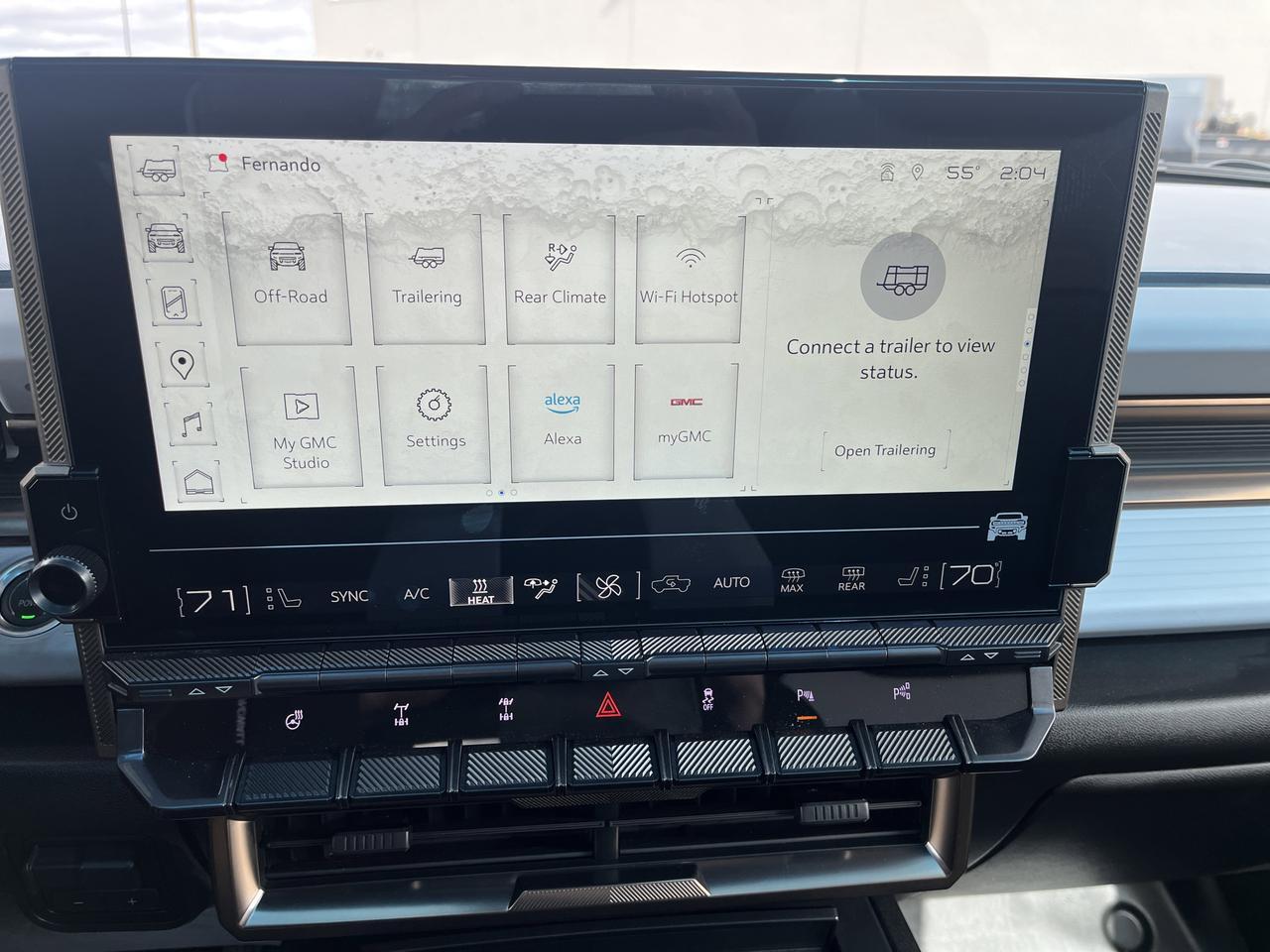 2024 GMC HUMMER EV Pickup 3X e4WD OmegaEdt ExtremeOff-RoadPkg w/24-ModuleUltiumBattery 18sBlackWhels Multi-ProTailgate Saukville WI