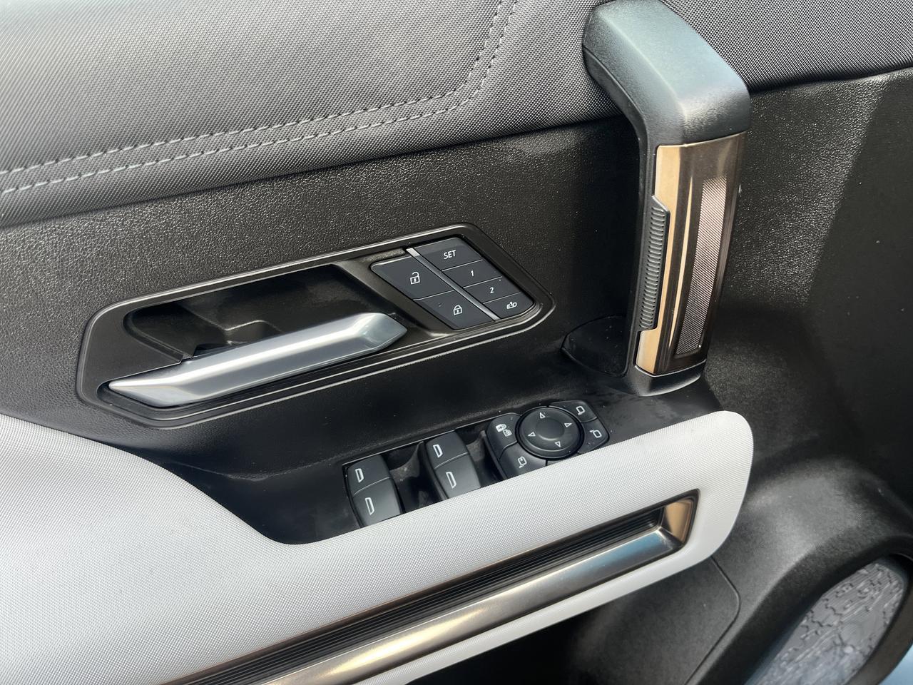 2024 GMC HUMMER EV Pickup 3X e4WD OmegaEdt ExtremeOff-RoadPkg w/24-ModuleUltiumBattery 18sBlackWhels Multi-ProTailgate Saukville WI