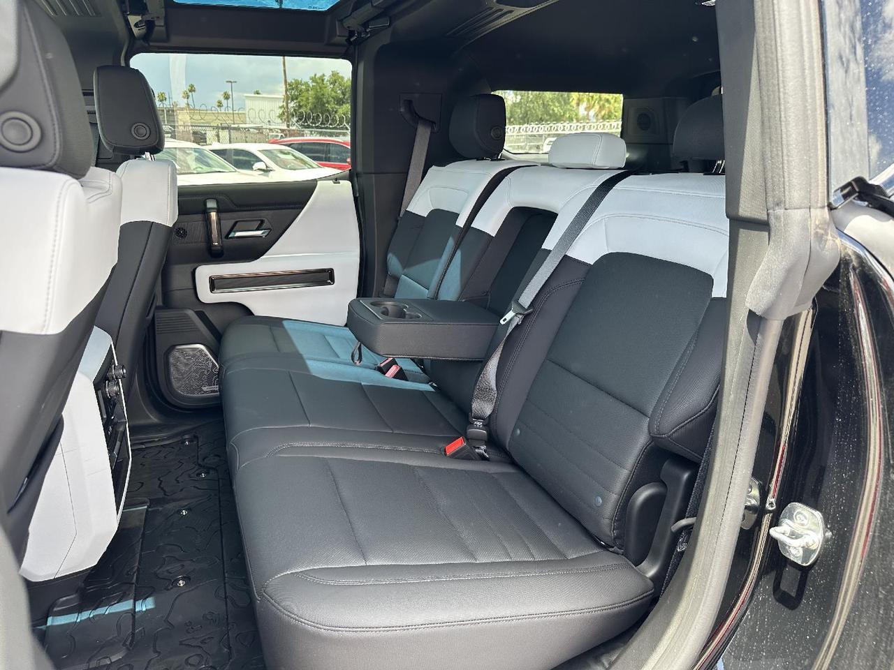 2024 GMC HUMMER EV SUV 2X Tucson AZ