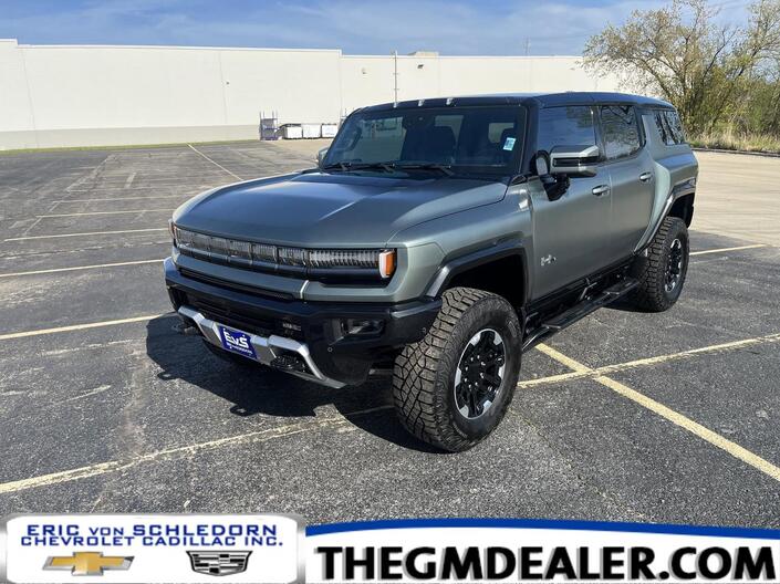 2024 GMC HUMMER EV SUV 3X e4WD ExtremeOff-RoadPkg w/18s SkyPanelStorageTrays Console-MountedSafe SuperCruise Milwaukee WI