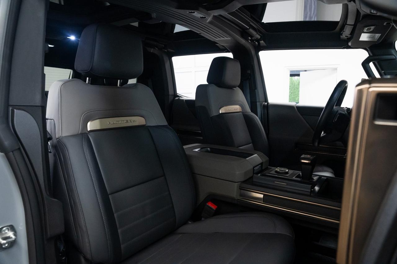 2024 GMC Hummer EV SUV 2X 1 Owner Extreme Off-Road Package Illumination Pack Portland OR