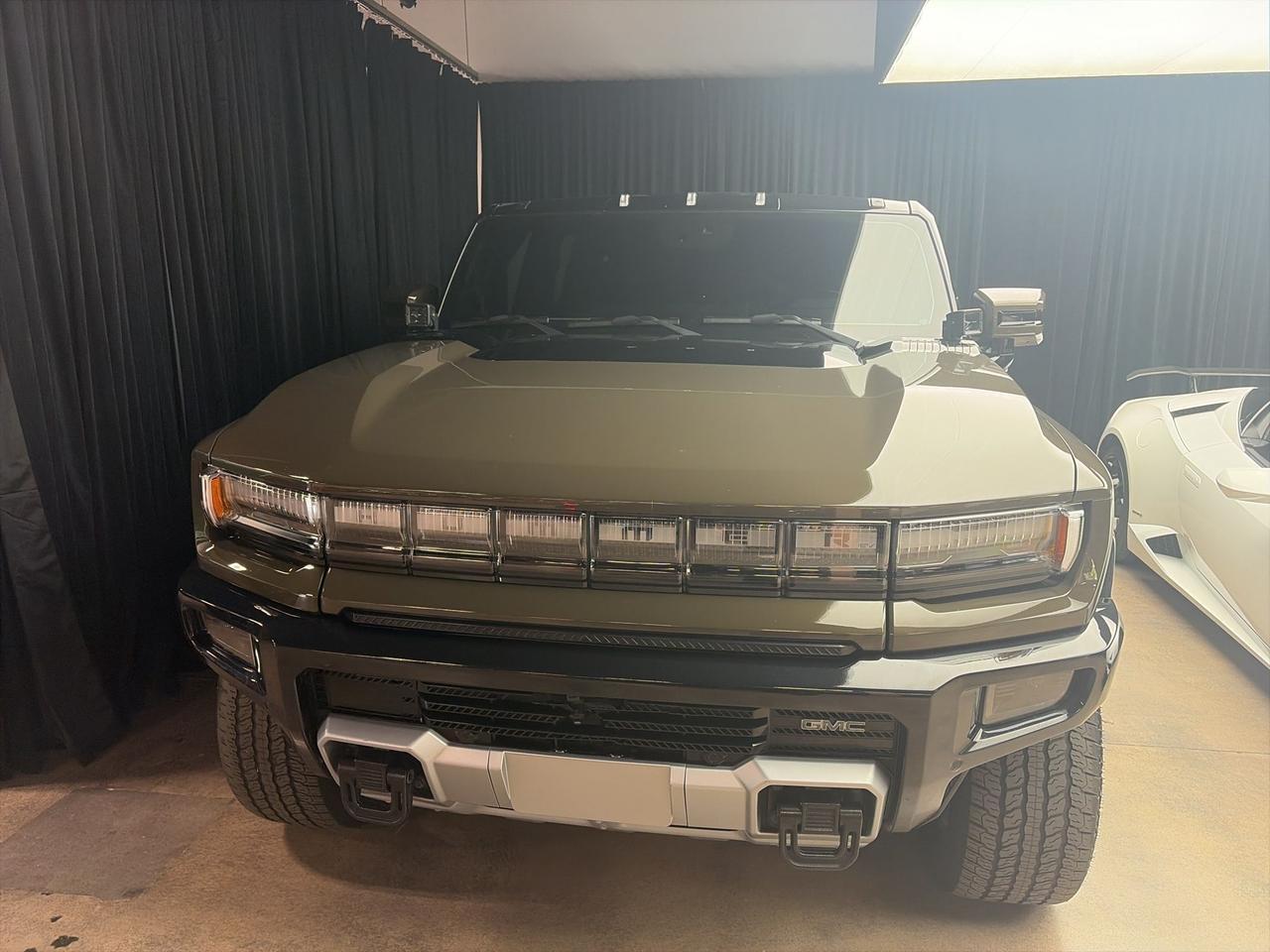 2024 GMC Hummer EV SUV 2X