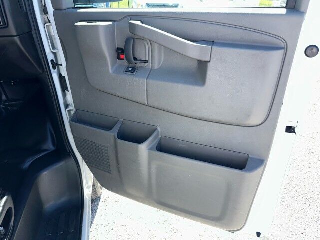 2024 GMC Savana 2500 Cargo Van w/ Ladder Rack & Bin Pkg Ashland VA
