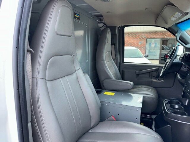 2024 GMC Savana 2500 Cargo Van w/ Ladder Rack & Bin Pkg Ashland VA