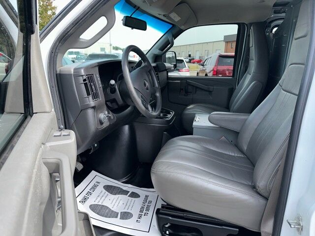 2024 GMC Savana 2500 Cargo Van w/ Ladder Rack & Bin Pkg Ashland VA