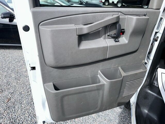 2024 GMC Savana 2500 Cargo Van w/ Ladder Rack & Bin Pkg Ashland VA