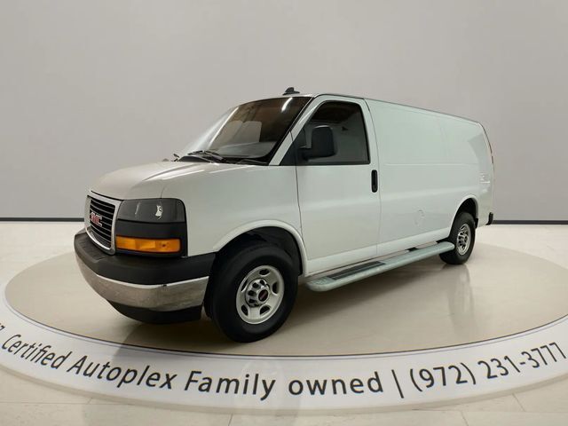 2024 GMC Savana 2500's photo