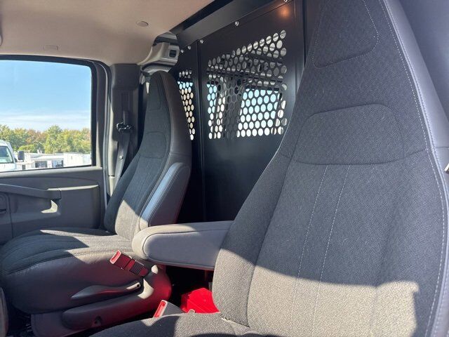 2024 GMC Savana Cargo 2500 Work Van Carbondale IL