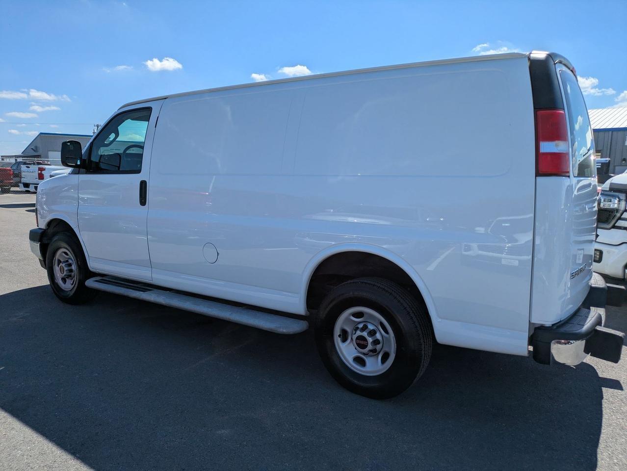 2024 GMC Savana Cargo Van CARGO Castroville TX