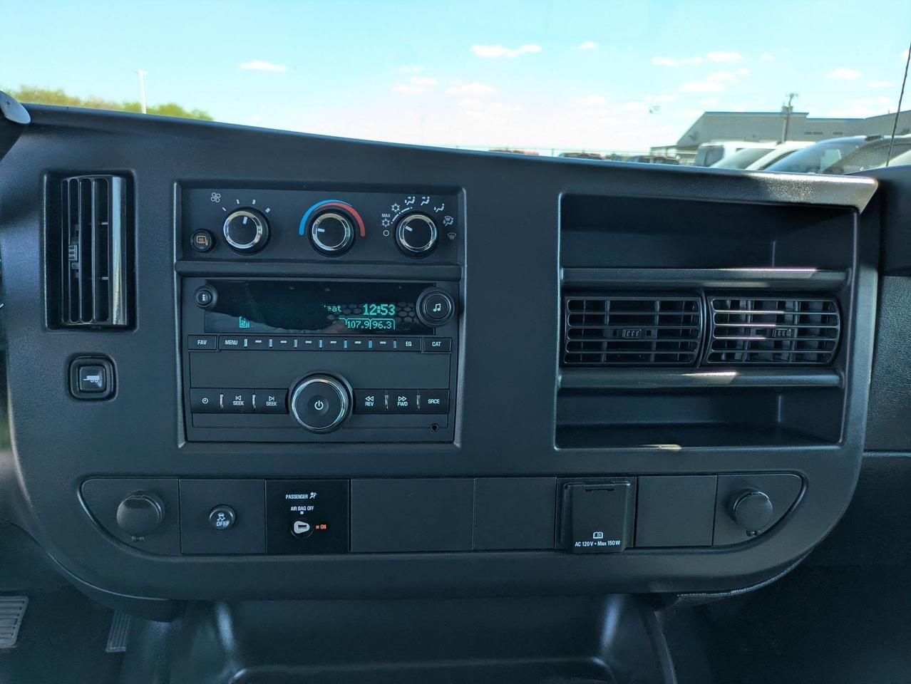 2024 GMC Savana Cargo Van CARGO Castroville TX