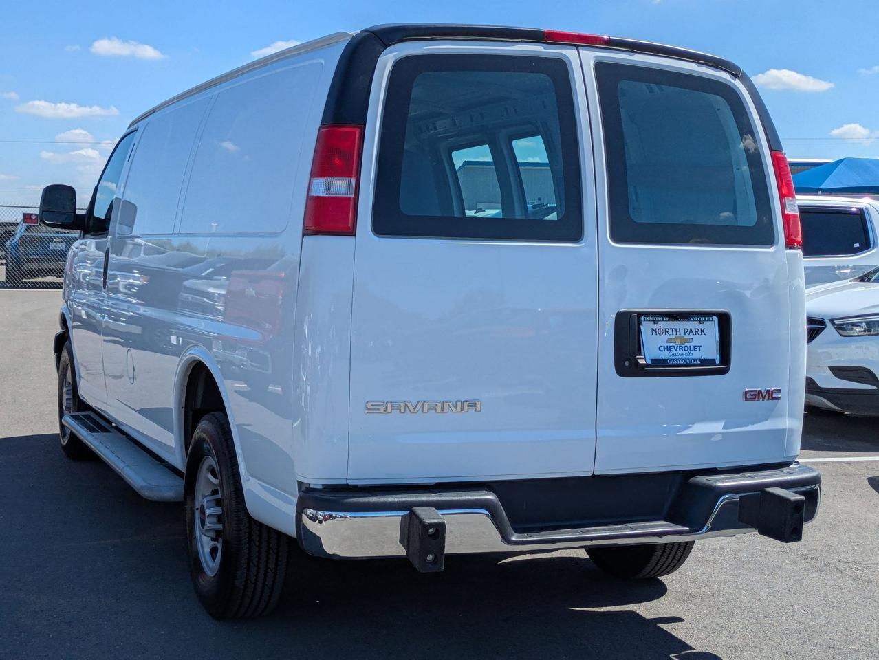 2024 GMC Savana Cargo Van CARGO Castroville TX