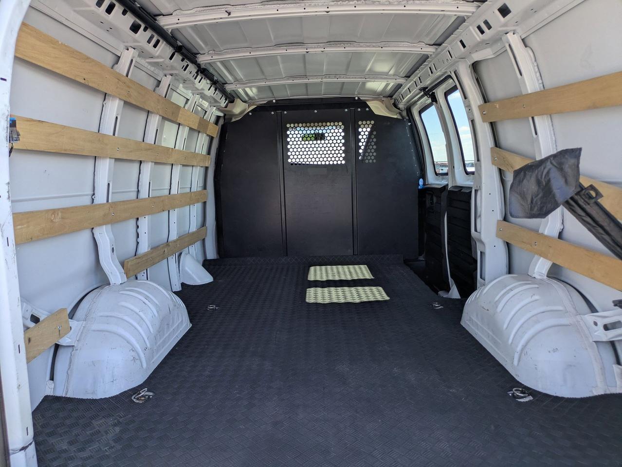 2024 GMC Savana Cargo Van CARGO Castroville TX