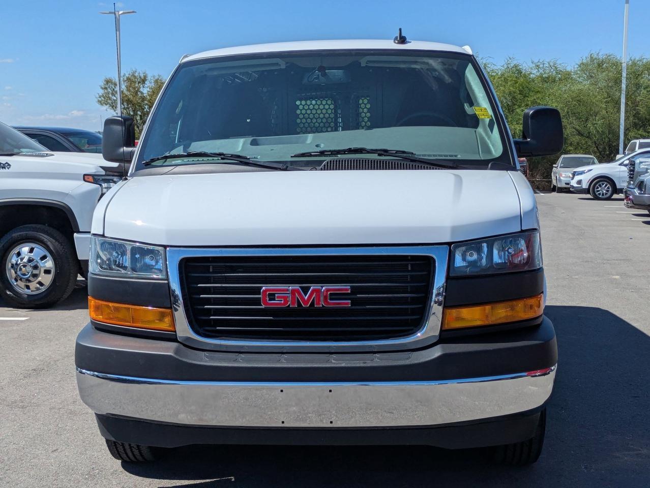 2024 GMC Savana Cargo Van CARGO Castroville TX