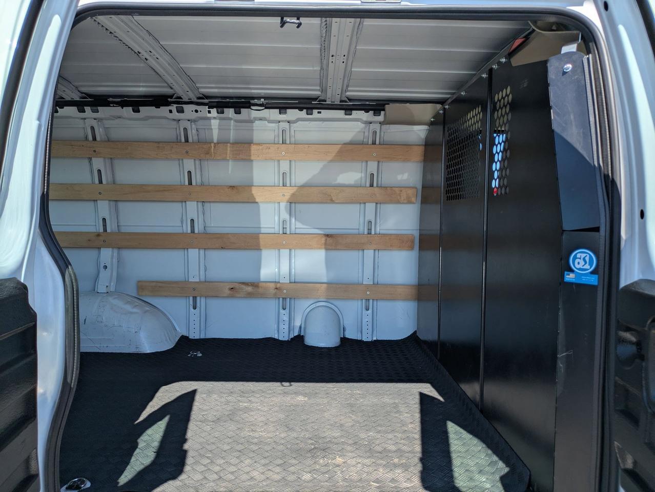 2024 GMC Savana Cargo Van CARGO Castroville TX
