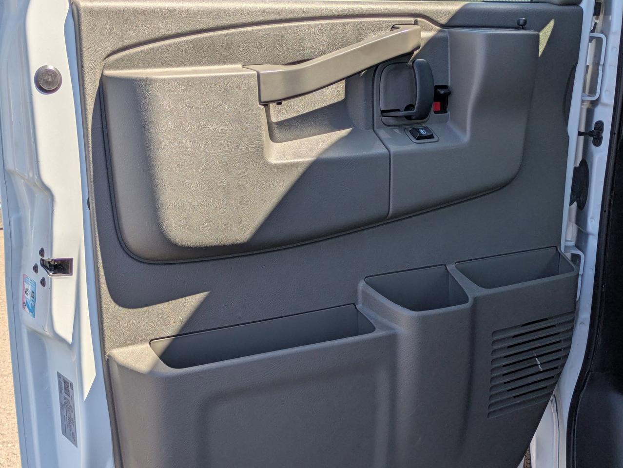 2024 GMC Savana Cargo Van CARGO Castroville TX
