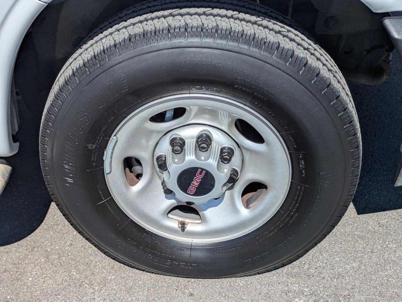 2024 GMC Savana Cargo Van CARGO Castroville TX