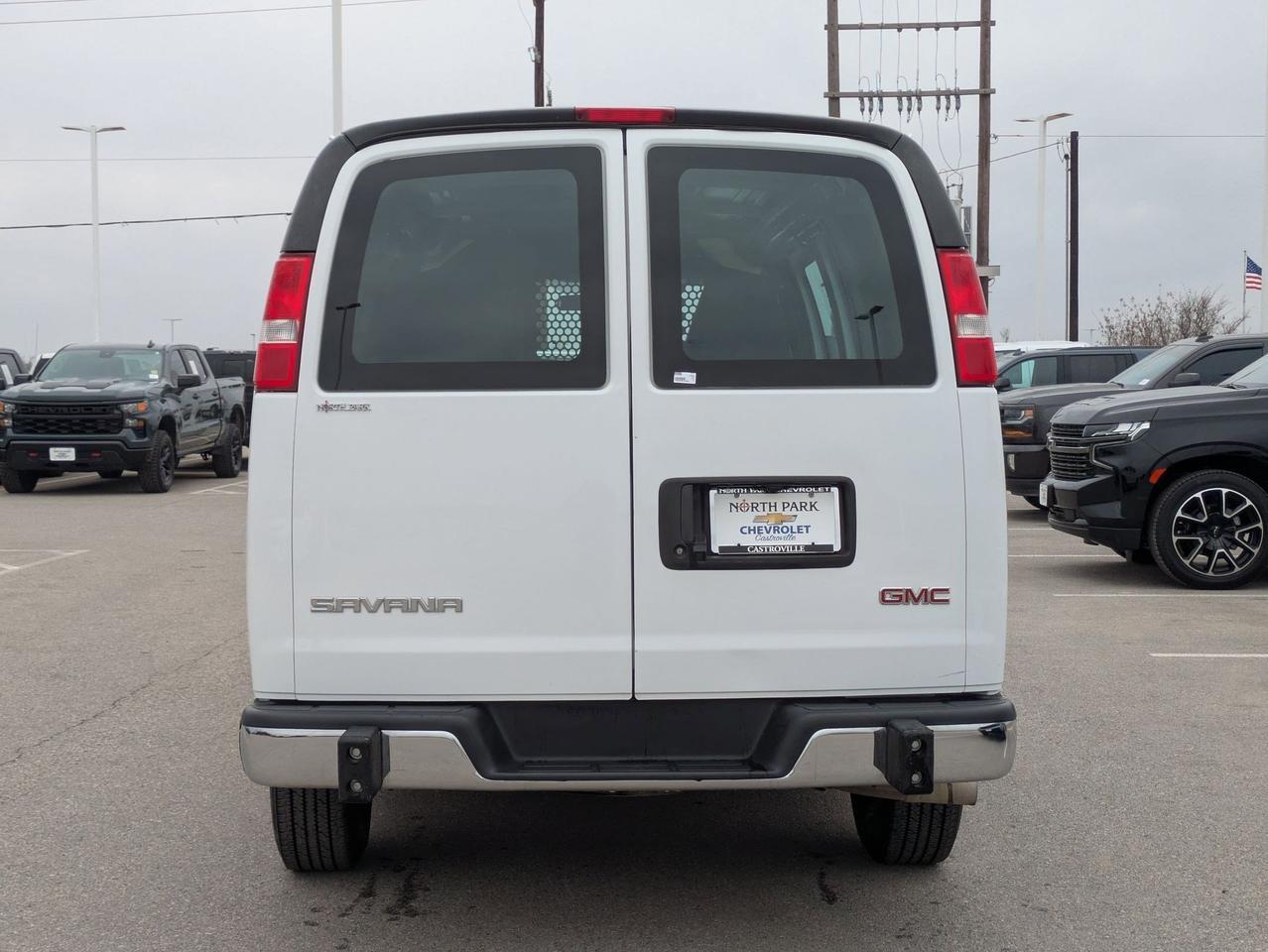 2024 GMC Savana Cargo Van CARGO Castroville TX