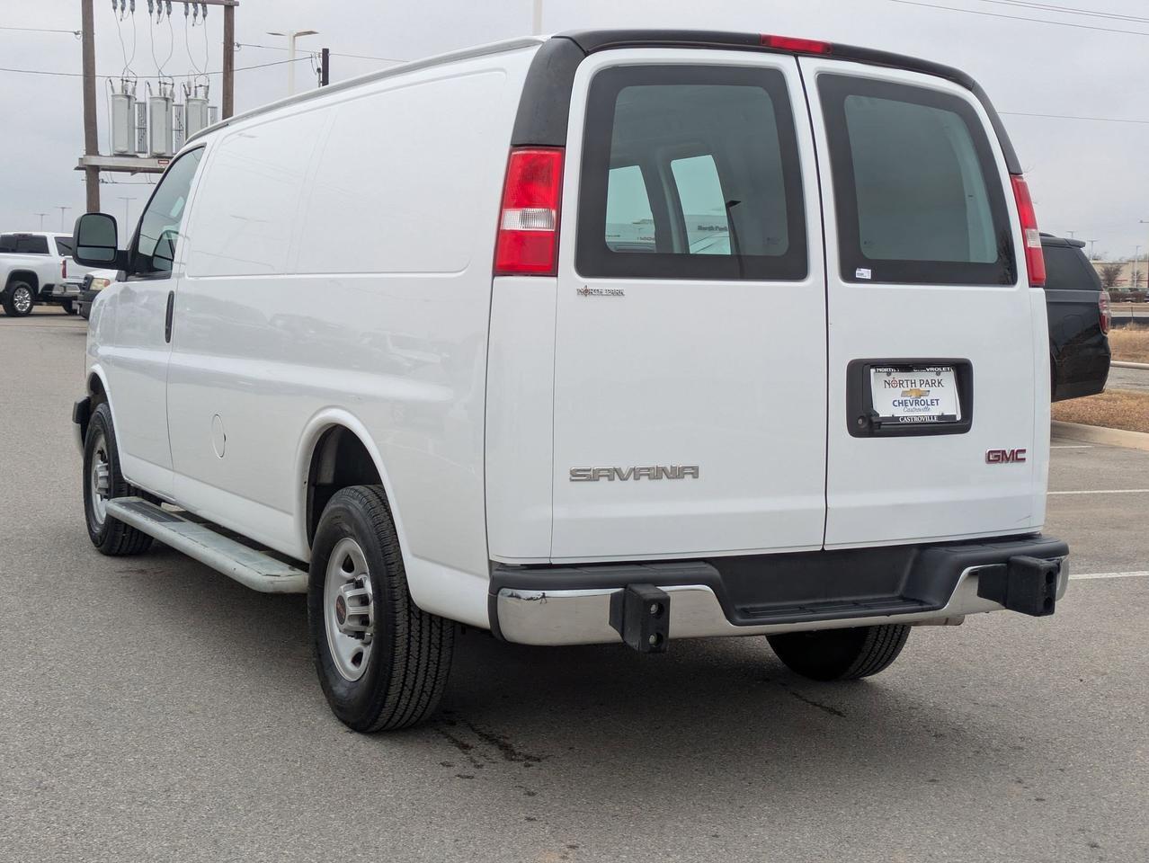 2024 GMC Savana Cargo Van CARGO Castroville TX