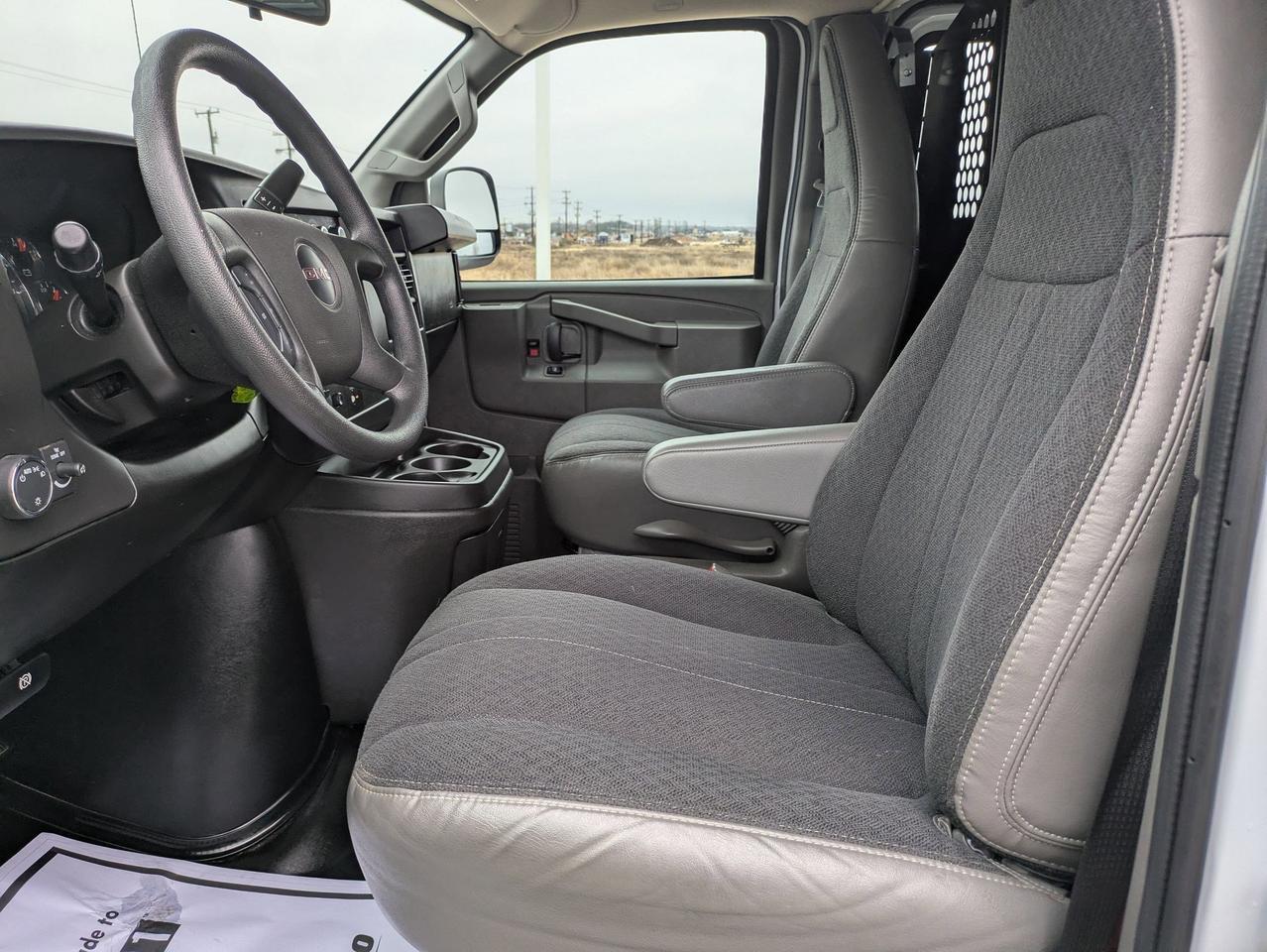 2024 GMC Savana Cargo Van CARGO Castroville TX