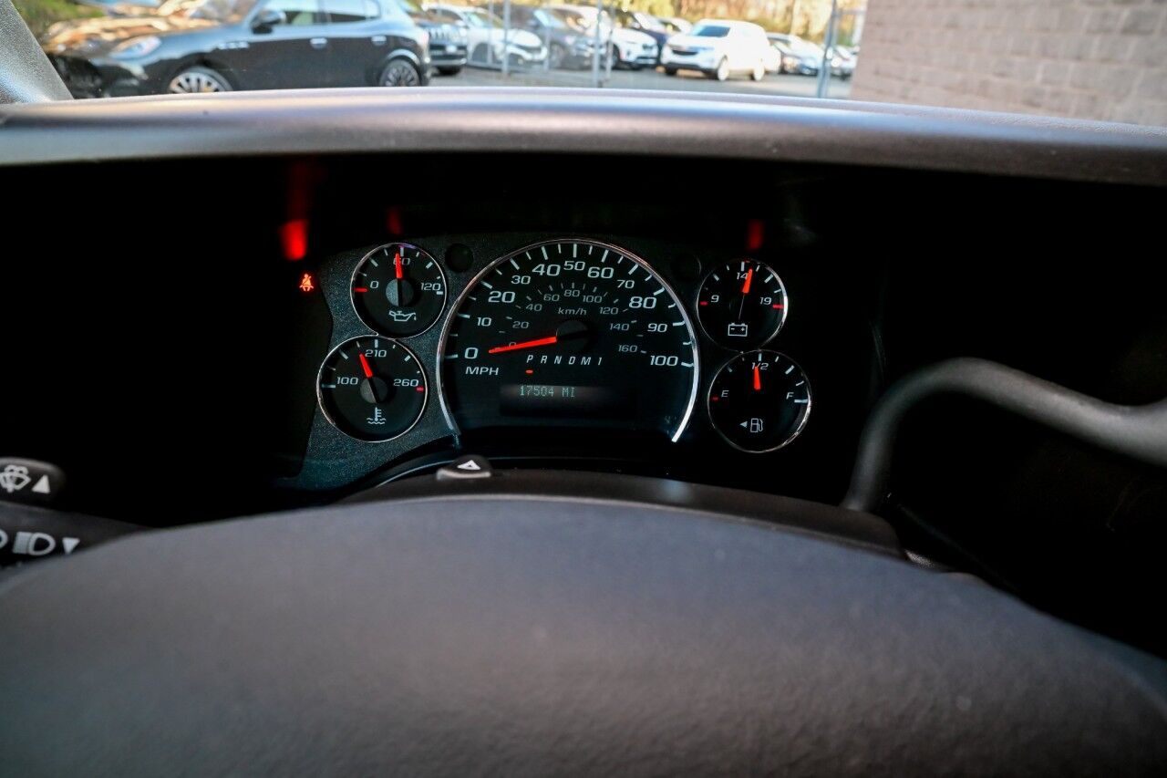 2024 GMC Savana Cargo Van Driver Convenience and Chrome Appearence Pkg Springfield NJ