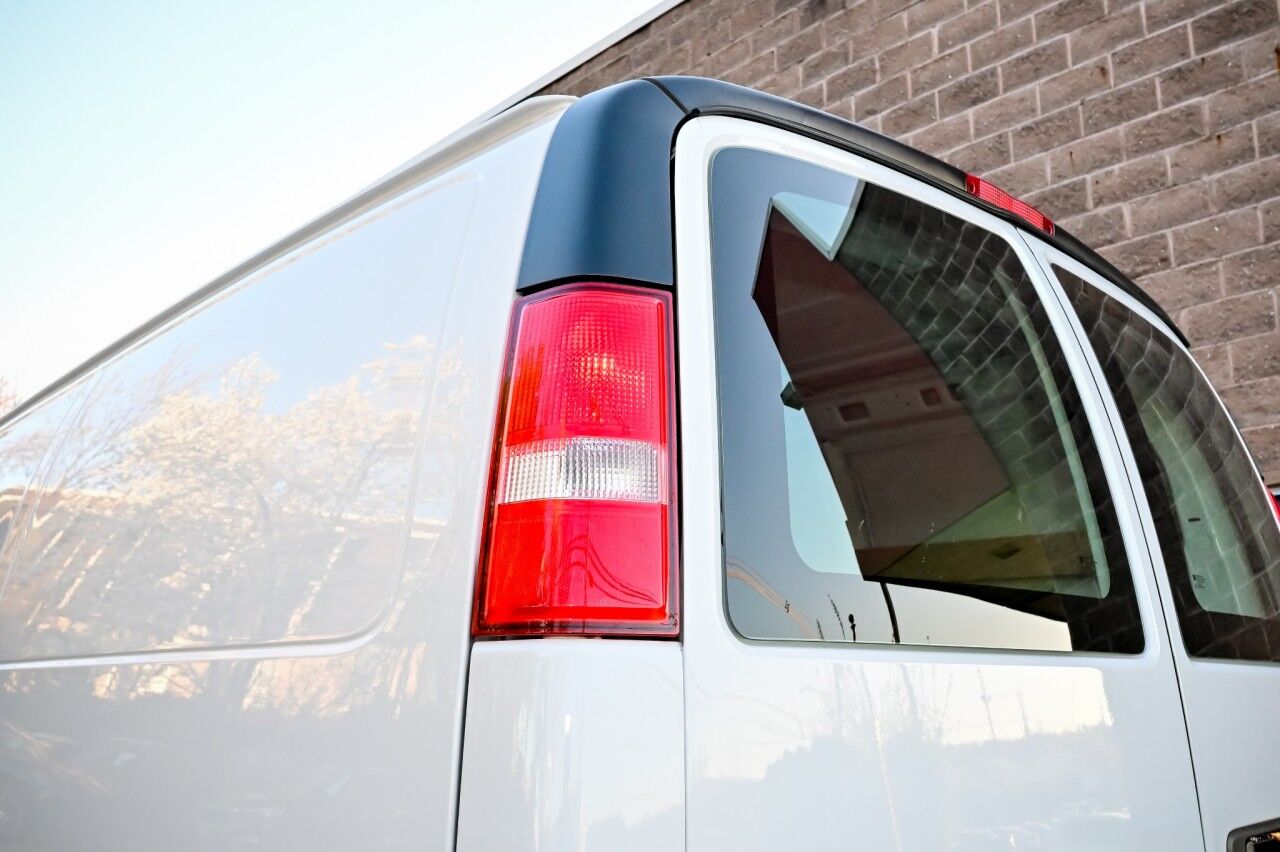 2024 GMC Savana Cargo Van Driver Convenience and Chrome Appearence Pkg Springfield NJ