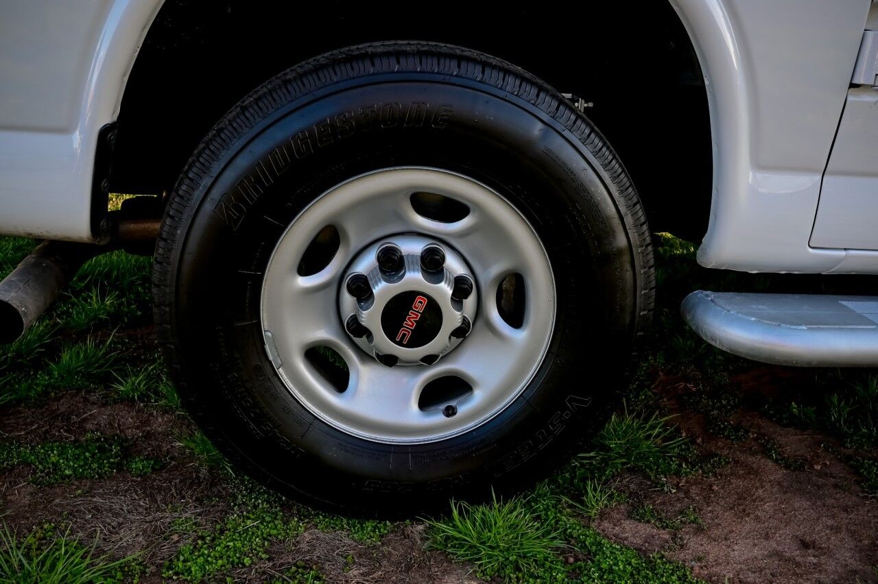 2024 GMC Savana Cargo Van Driver Convenience and Chrome Appearence Pkg Springfield NJ