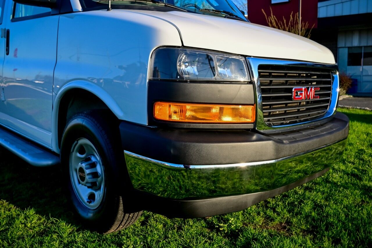 2024 GMC Savana Cargo Van Driver Convenience and Chrome Appearence Pkg Springfield NJ