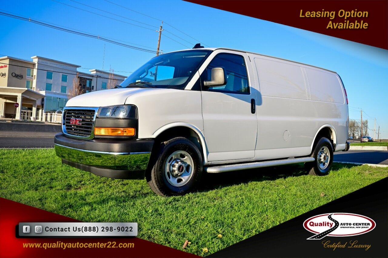 2024 GMC Savana Cargo Van Driver Convenience and Chrome Appearence Pkg
