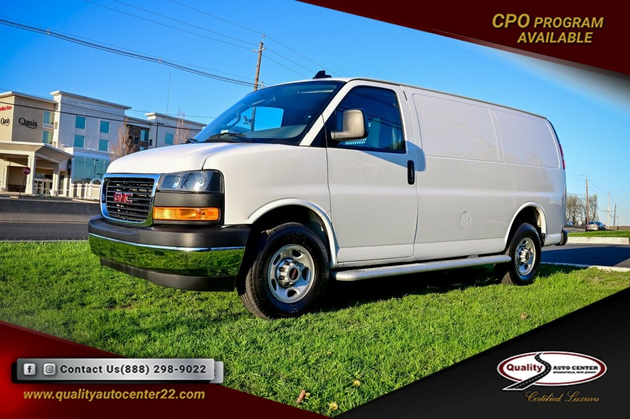 2024 GMC Savana Cargo Van Driver Convenience and Chrome Appearence Pkg