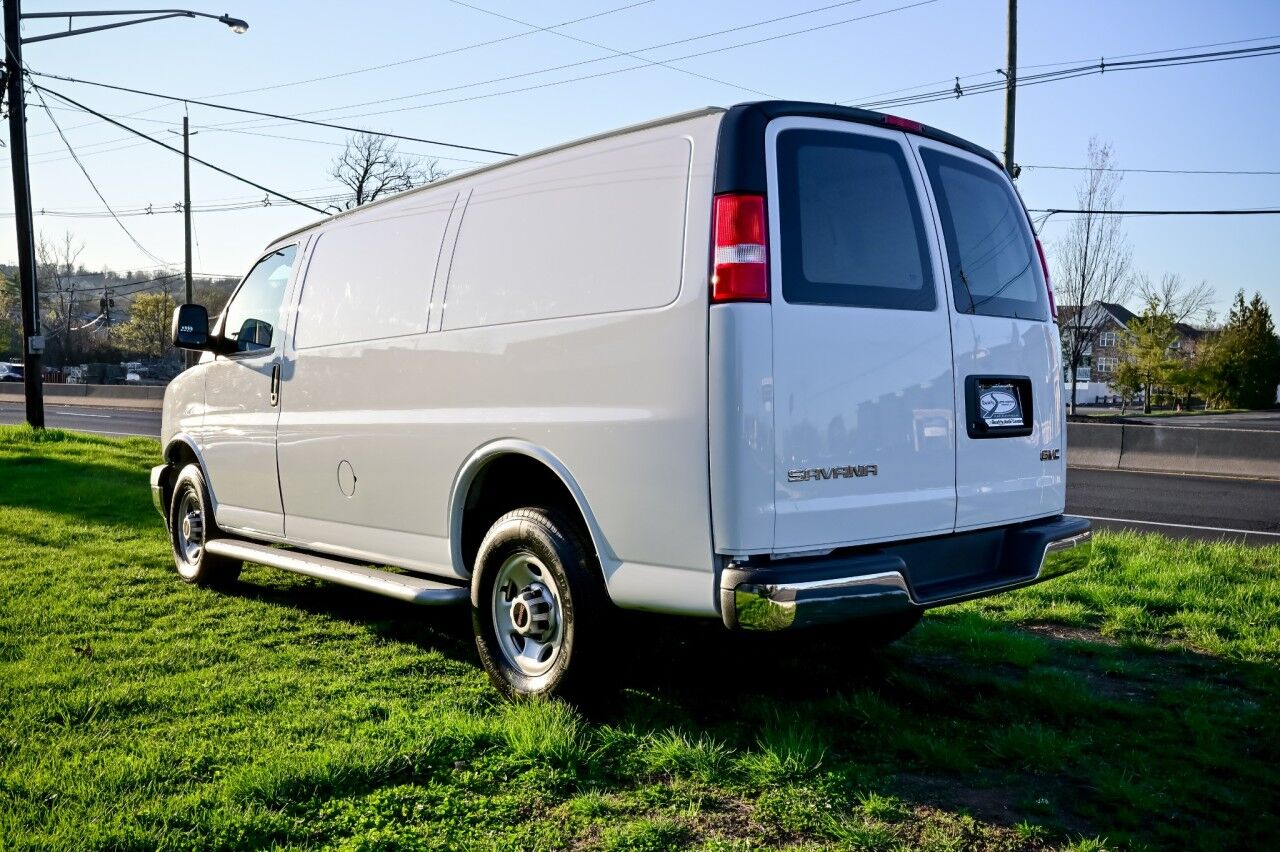 2024 GMC Savana Cargo Van Driver Convenience and Chrome Appearence Pkg Springfield NJ