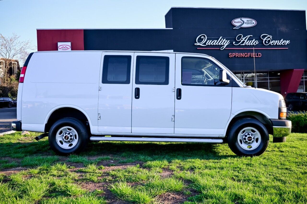 2024 GMC Savana Cargo Van Driver Convenience and Chrome Appearence Pkg Springfield NJ