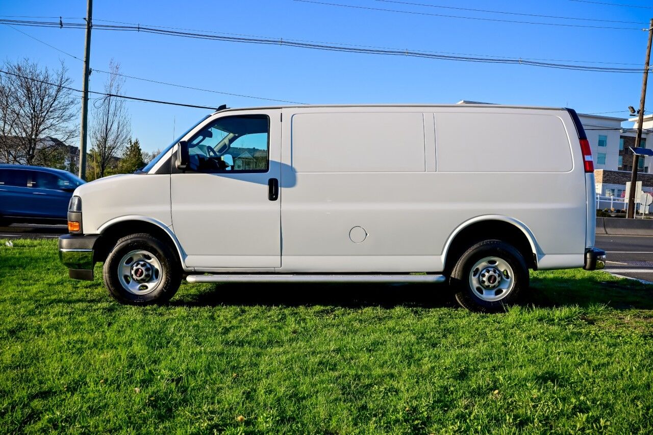2024 GMC Savana Cargo Van Driver Convenience and Chrome Appearence Pkg Springfield NJ