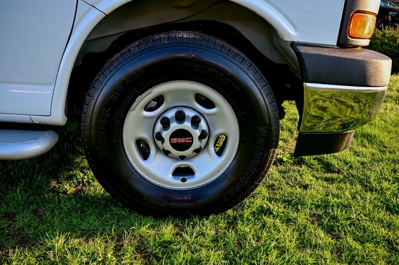 2024 GMC Savana Cargo Van Driver Convenience and Chrome Appearence Pkg Springfield NJ