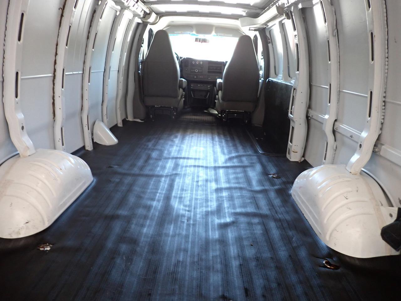 2024 GMC Savana Cargo Van G2500 EXTENDED CARGO Listowel ON