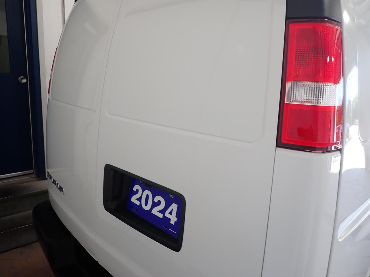 2024 GMC Savana Cargo Van G2500 EXTENDED CARGO Listowel ON